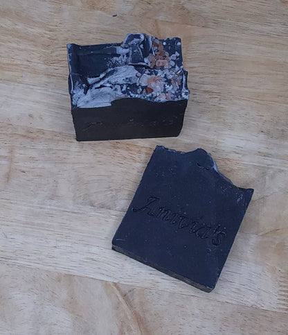 Activated Charcoal w/ Peppermint & Tea Tree Oil